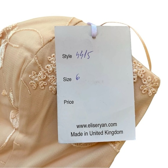 Elise Ryan Lace Embroidered Peplum Cocktail Dress Peach Beige Size UK 6 US 2 - Picture 5 of 8